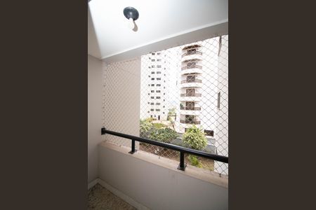 Apartamento à venda com 75m², 2 quartos e 2 vagasVaranda da Suíte