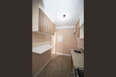 Apartamento à venda com 75m², 2 quartos e 2 vagasCozinha 