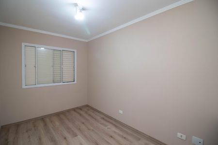 Apartamento à venda com 75m², 2 quartos e 2 vagasQuarto 