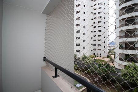 Apartamento à venda com 75m², 2 quartos e 2 vagasVaranda da Suíte