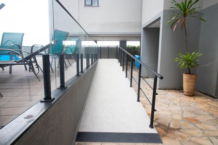 Apartamento à venda com 75m², 2 quartos e 2 vagasÁrea comum - Piscina