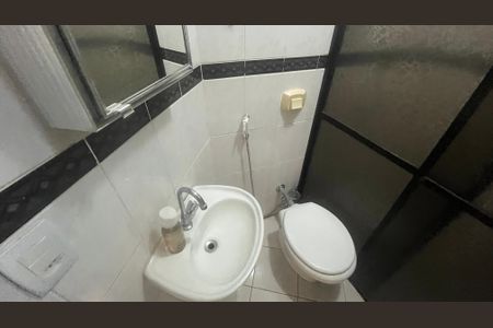 Apartamento à venda com 74m², 3 quartos e 1 vagaBanheiro Social