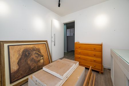 Casa à venda com 240m², 3 quartos e 2 vagas Casa à venda com 240m², 3 quartos e 2 vagasQuarto 2