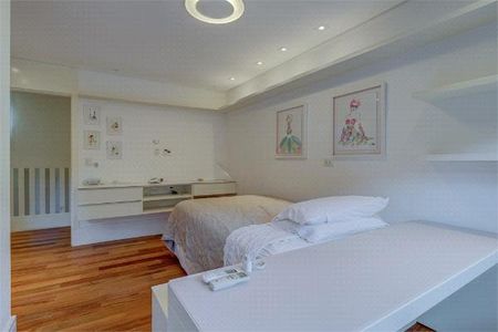 Casa à venda com 450m², 5 quartos e 6 vagas