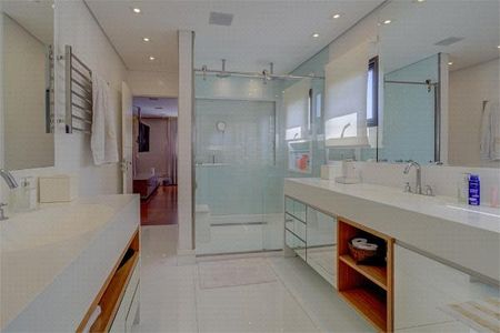 Casa à venda com 450m², 5 quartos e 6 vagas