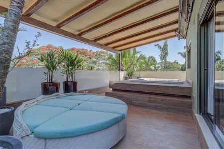 Casa à venda com 450m², 5 quartos e 6 vagas