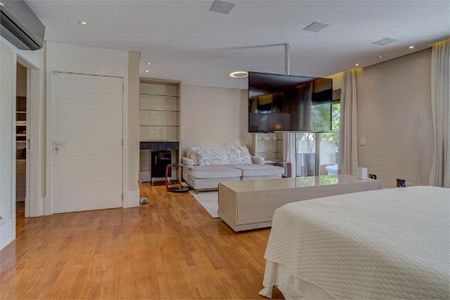 Casa à venda com 450m², 5 quartos e 6 vagas