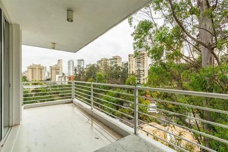 Casa à venda com 751m², 4 quartos e 4 vagas