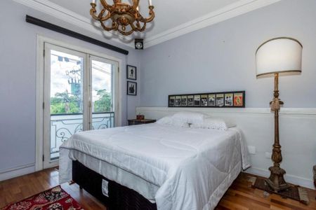 Casa à venda com 360m², 4 quartos e 3 vagas