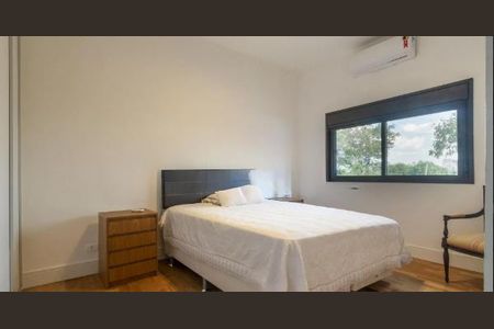 Casa à venda com 430m², 5 quartos e 3 vagas