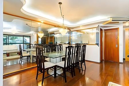 Apartamento à venda com 4 quartos, 147m² em Moema, São Paulo
