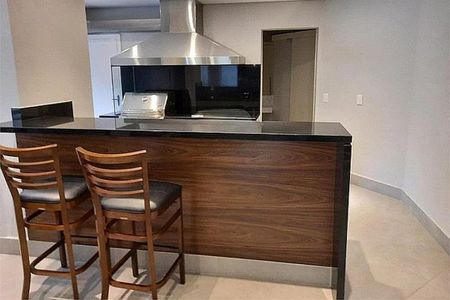Apartamento à venda com 250m², 4 quartos e 4 vagas