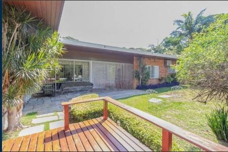 Casa à venda com 454m², 4 quartos e 3 vagas