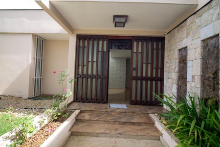 Casa à venda com 696m², 3 quartos e 6 vagasÁrea comum