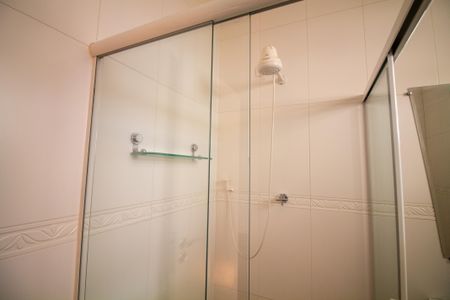 Casa à venda com 696m², 3 quartos e 6 vagasBanheiro da Suíte 4