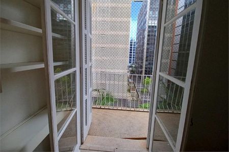 Apartamento à venda com 120m², 2 quartos e 1 vaga