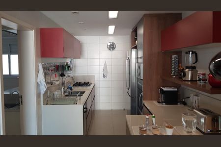 Apartamento à venda com 161m², 3 quartos e 3 vagas