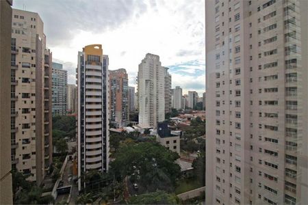 Apartamento à venda com 315m², 4 quartos e 4 vagas