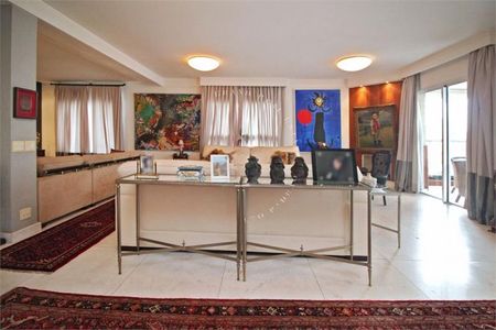 Apartamento à venda com 315m², 4 quartos e 4 vagas