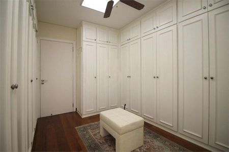 Apartamento à venda com 315m², 4 quartos e 4 vagas