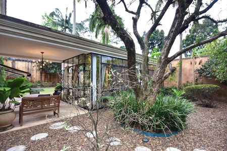 Casa à venda com 715m², 5 quartos e 3 vagasPergolado