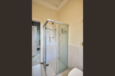 Casa à venda com 715m², 5 quartos e 3 vagasBanheiro da Suíte 3