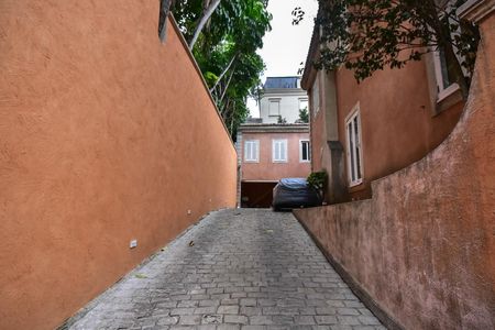 Casa à venda com 715m², 5 quartos e 3 vagasGaragem