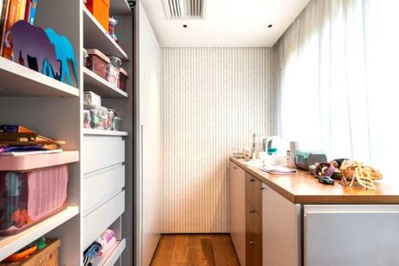 Casa à venda com 925m², 4 quartos e 8 vagas