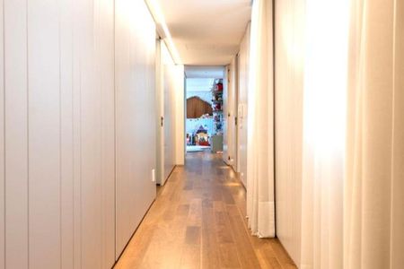 Casa à venda com 925m², 4 quartos e 8 vagas