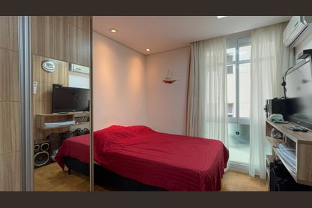 Apartamento à venda com 120m², 3 quartos e 1 vagaSuite 