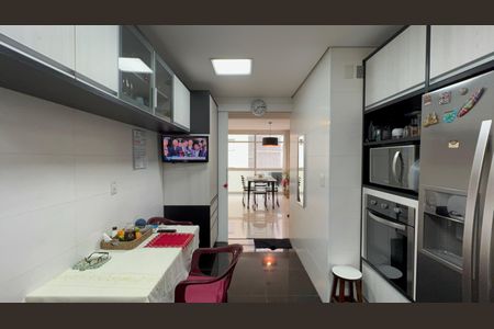 Apartamento à venda com 120m², 3 quartos e 1 vagaCozinha