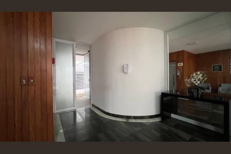 Apartamento à venda com 120m², 3 quartos e 1 vagaHall de entrada