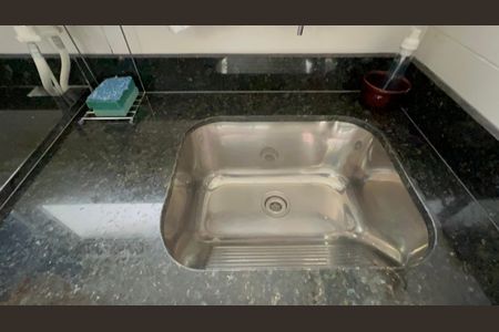 Apartamento à venda com 120m², 3 quartos e 1 vagaÁrea de Serviço