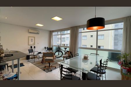 Apartamento à venda com 120m², 3 quartos e 1 vagaSala