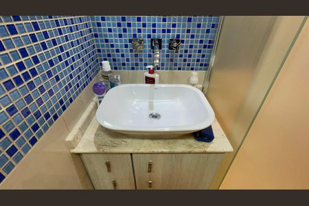 Apartamento à venda com 120m², 3 quartos e 1 vagaBanheiro 2