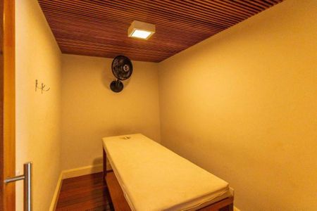 Apartamento à venda com 180m², 3 quartos e 3 vagas