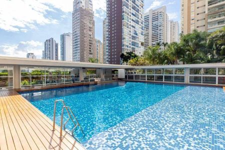 Apartamento à venda com 180m², 3 quartos e 3 vagas