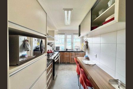 Apartamento à venda com 180m², 3 quartos e 3 vagas
