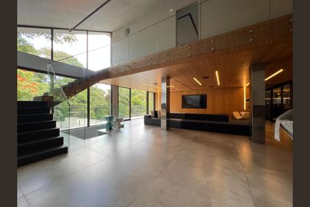 Casa à venda com 860m², 3 quartos e 3 vagas