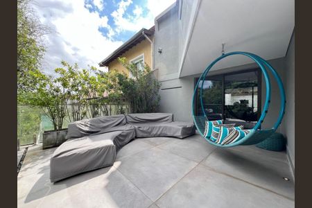 Casa à venda com 860m², 3 quartos e 3 vagas