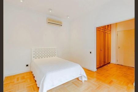 Casa à venda com 553m², 3 quartos e 8 vagas