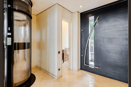 Casa à venda com 553m², 3 quartos e 8 vagas