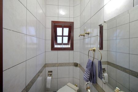 Casa para alugar com 357m², 5 quartos e 4 vagasBanheiro da Suíte 2