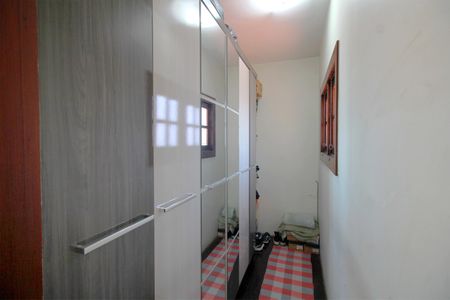 Casa para alugar com 357m², 5 quartos e 4 vagasCloset da suíte 2