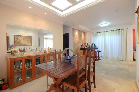 Casa para alugar com 357m², 5 quartos e 4 vagasSala de Jantar