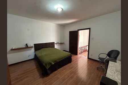 Casa à venda com 347m², 7 quartos e 5 vagasSuíte 2