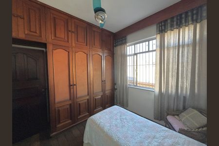 Casa à venda com 347m², 7 quartos e 5 vagasQuarto 2