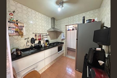 Casa à venda com 347m², 7 quartos e 5 vagasCozinha