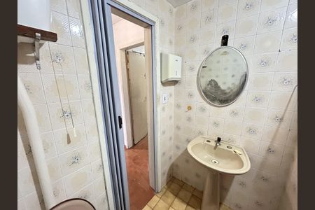 Casa à venda com 347m², 7 quartos e 5 vagasBanheiro casa 2