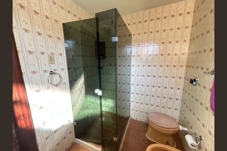 Casa à venda com 347m², 7 quartos e 5 vagasBanheiro da Suíte 2